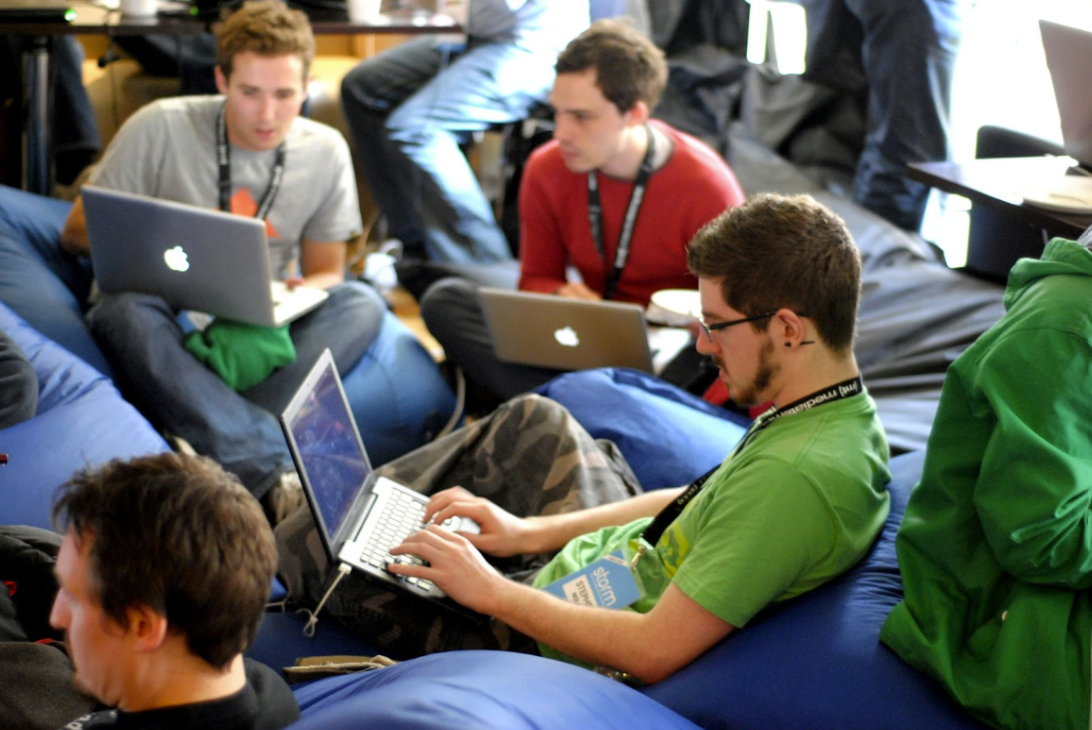 Low-Code vs. Pro-Code: Which App Development Approach Fits Your Business?